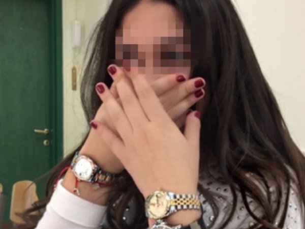 Испытавшая "стресс" из-за полета в эконом-классе дочь олигарха похвасталась безбедной жизнью в Instagram