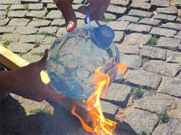 К ЧМ-2018 в России выпустили зажигательные бутылки с питьевой водой