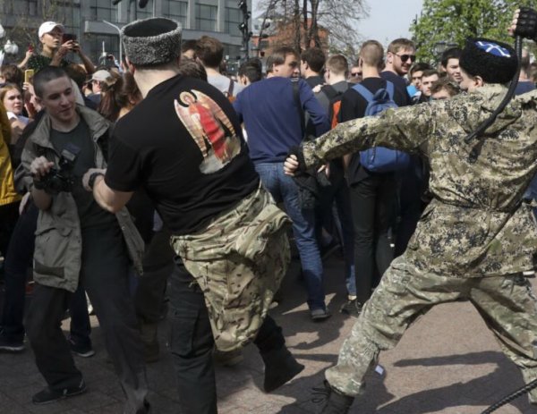 Суд оштрафовал казака за хулиганство на митинге 5 мая в Москве