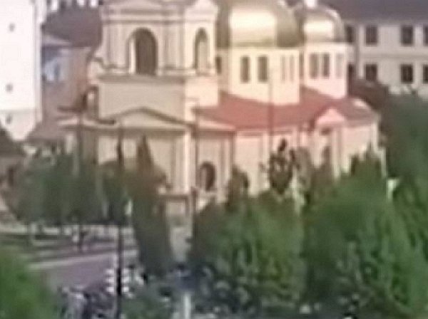 В Чечне боевики атаковали церковь: погибли двое полицейских