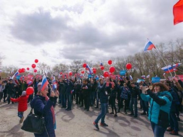 "Он нам не царь": митинги сторонников Навального 5 мая 2018 проходят по всей России