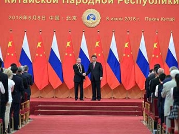 Путин стал первым в истории обладателем китайского ордена Дружбы