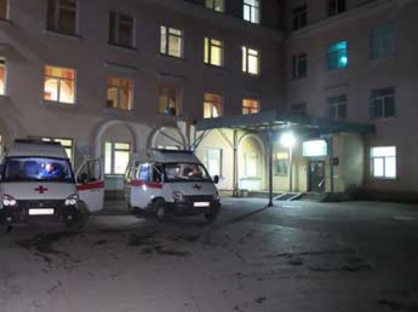 В Екатеринбурге женщина умерла на пороге больницы, не дождавшись врачей