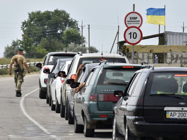 СМИ: Украина откроет в России восемь визовых центров