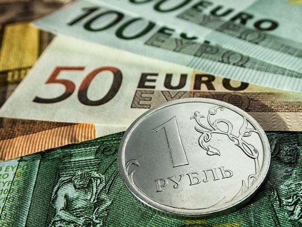 Курс доллара на сегодня, 19 июня 2018: эксперты рассказали о факторах, оказывающих негативное влияние на курс рубля в эти дни