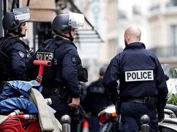 Мигрант захватил заложников в Париже, но был обезврежен в ходе штурма спецназа
