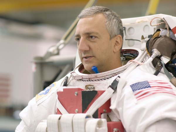 Астронавт NASA рассказал, как однажды заказал пиццу прямо из космоса