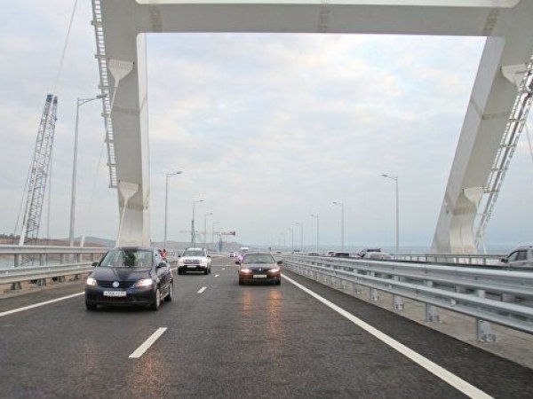 СМИ сообщили о первом погибшем на Крымском мосту