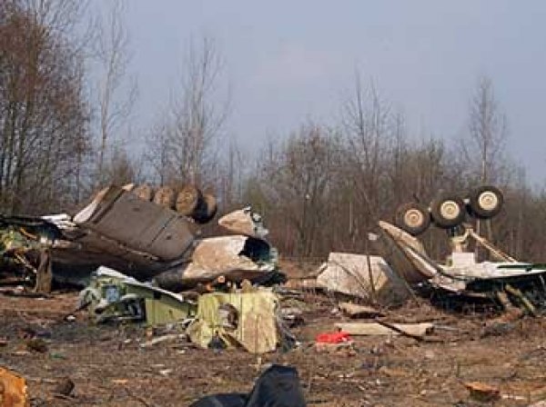 Польские эксперты нашли следы взрывчатки на обломках самолета Качиньского