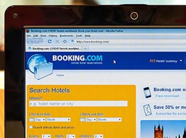 Сервис Booking.com в рамках санкции против РФ перестал работать в Крыму
