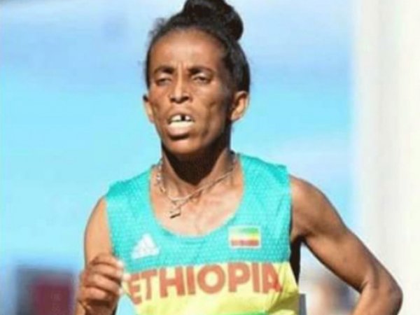 "Последний молочный зуб только выпал": 16-летняя бегунья из Эфиопии выглядит на все 76