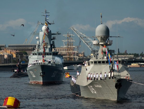 В Санкт-Петербурге пройдет парад ВМФ-2018