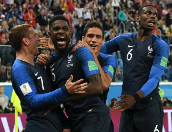 Франция стала чемпионом мира по футболу, обыграв Хорватию в финале