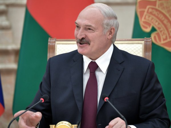 Семак ответил на сарказм Лукашенко про «ходящий на четвереньках» «Зенит»