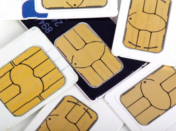 СМИ: россиян заставят перейти на SIM-карты, одобренные ФСБ