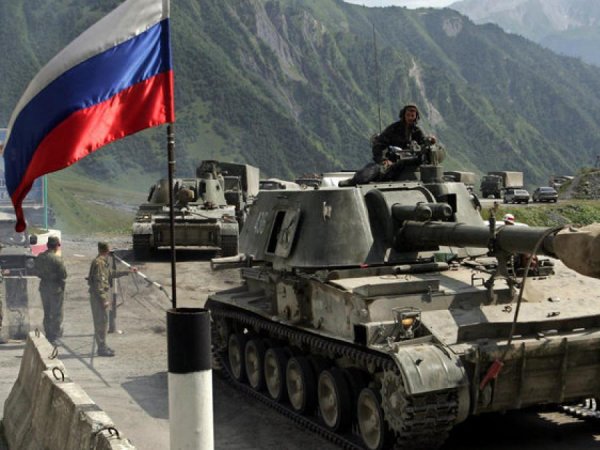 Медведев объяснил, почему российские танки остановились у Тбилиси в 2008 году