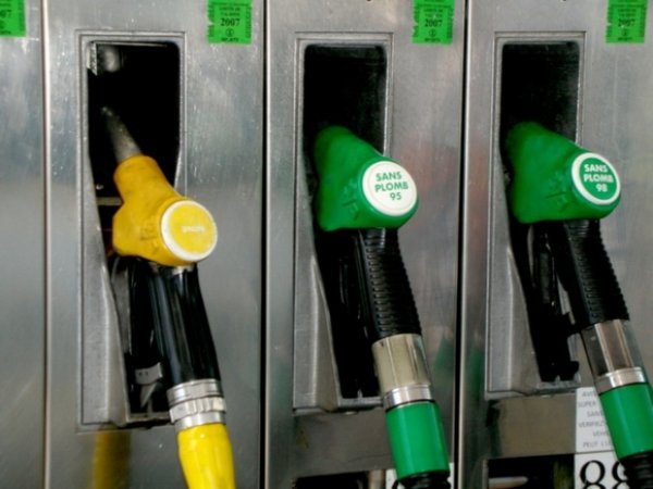 ФАС: повышение НДС приведет к росту цен на бензин