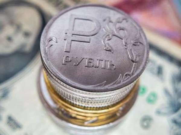 Курс доллара на сегодня, 18 августа 2018: Кремль оценил влияние санкций на курс рубля