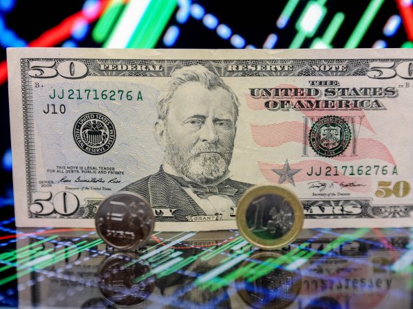 Курс доллара на сегодня, 17 августа 2018: эксперты назвали границы падения курса доллара и евро