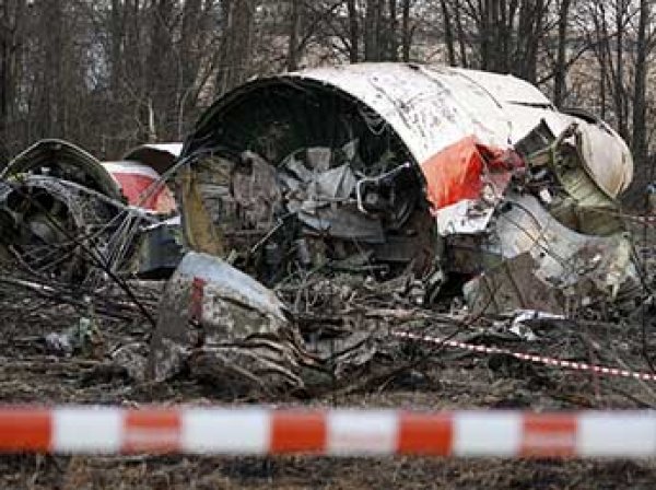 СКР не подтвердил версию Польши о взрыве на борту самолета Качиньского