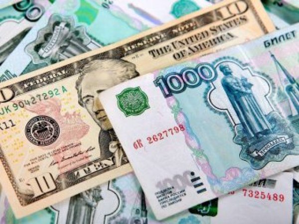 Курс доллара на сегодня, 27 августа 2018: эксперты ждут обрушения рубля в понедельник