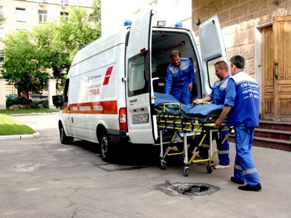 Отравление в Подмосковье: 23 человека госпитализированы, один скончался
