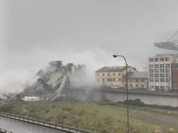 Обрушение моста в Италии 14 августа: в Генуе погибли десятки людей