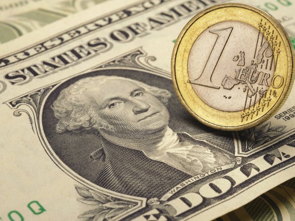 Курс доллара на сегодня, 10 сентября 2018 впервые за 2,5 года превысил 70 рублей