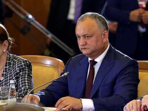 Президент Молдавии Додон отстранен от должности
