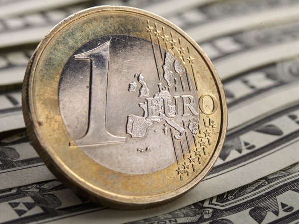 Курс доллара на сегодня, 4 сентября 2018: назван курс доллара и евро после введения новых санкций