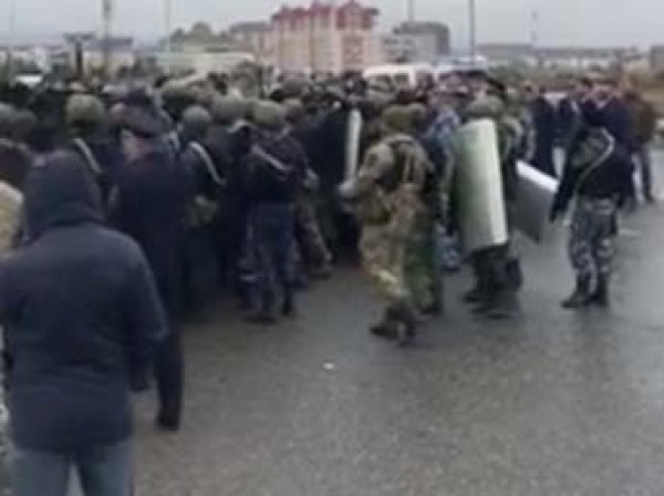 После митингов против передачи земель Чечне в Ингушетии отключили интернет