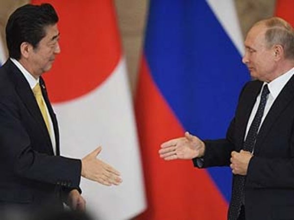 Япония отказалась от предложения Путина о мирном переговоре