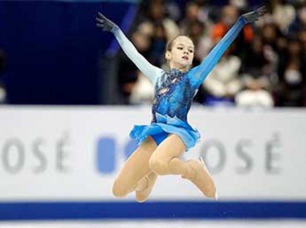 14-летняя россиянка впервые в истории исполнила три четверных прыжка