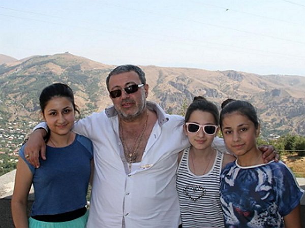 Стали известны новые факты о дне убийства Хачатуряна его дочерьми