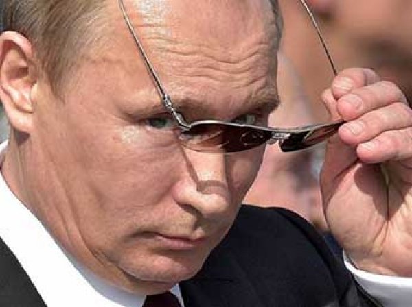В Британии Путина назвали ответственным за отравление Скрипалей и объяснили "нестыковки" в фото