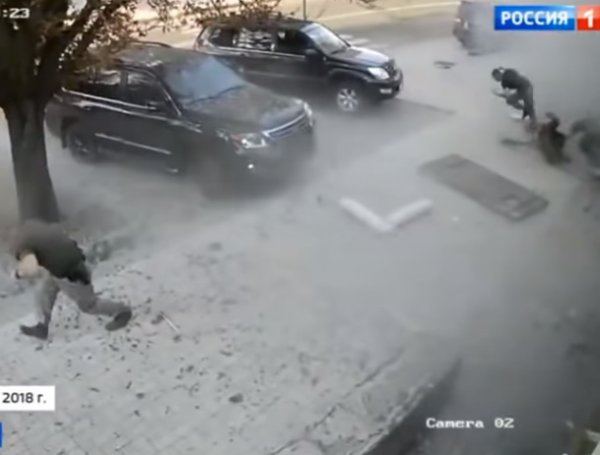 Видео взрыва в кафе "Сепар", где погиб Захарченко, появилось в Сети