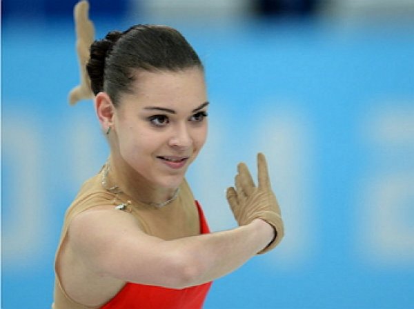 Аделина Сотникова раскритиковала рекордные прыжки юных российских фигуристок