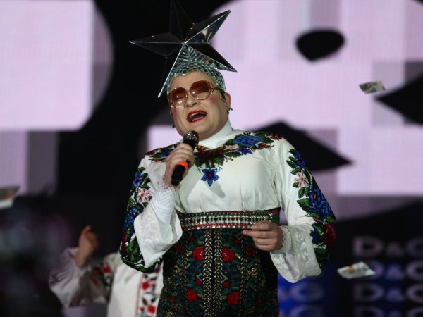 "По личному приглашению Крутого": Сердючка оправдалась за концерт с женой Медведева в Сочи