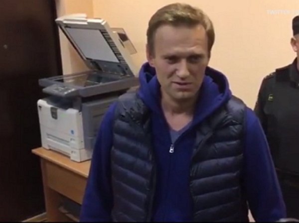 Похудевший Навальный ответил Золотову на "дуэльный вызов"