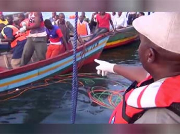 На озере Виктория в Танзании затонул паром с туристами: погибли 86 человек