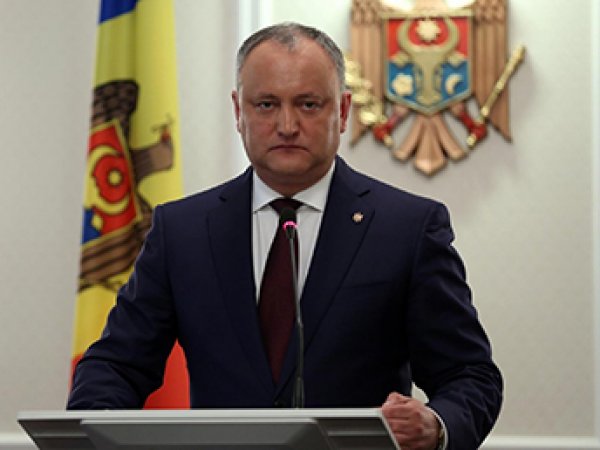 Кортеж президента Молдавии попал в серьезное ДТП: в сети появилось видео момента аварии