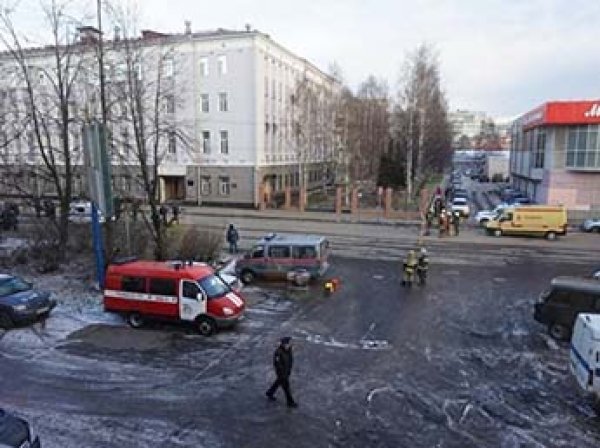 СМИ: бомбу в здании ФСБ в Архангельске взорвал 17-летний подросток: опубликовано его фото