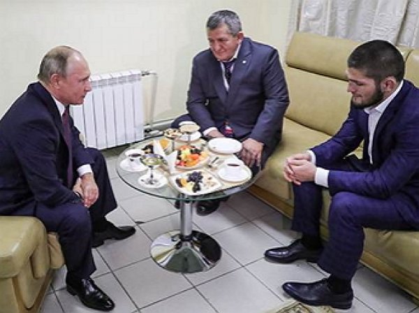 "Главную задачу решил": Путин поздравил Нурмагомедова с победой над Макгрегором