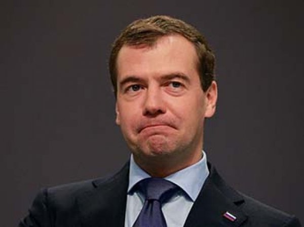 Медведев научно объяснил повышение пенсионного возраста