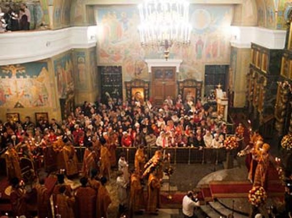 Российских верующих лишили святого из-за Украины