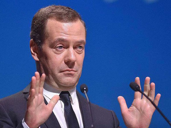 Медведев раскрыл подробности вводимых санкций против Украины