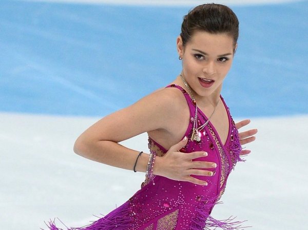 "Он сумасшедший": олимпийская чемпионка Сотникова пережила нападение на свой салон красоты