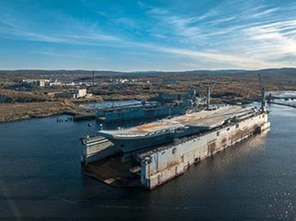 Названа новая версия крушения плавдока "Адмирал Кузнецов в Кольском заливе