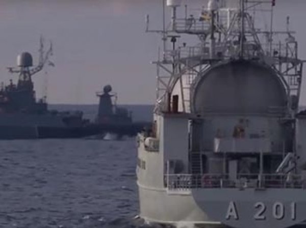 Минобороны показало видео торпедной дуэли в Балтийском море