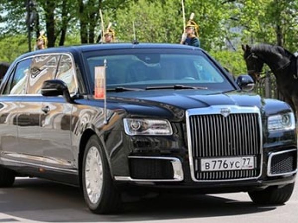 "Для тех, кто мечтал заглянуть в багажник Путина": видео с новым лимузином президента вызвало фурор